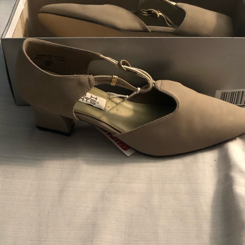 Size 9 new Highlight heel